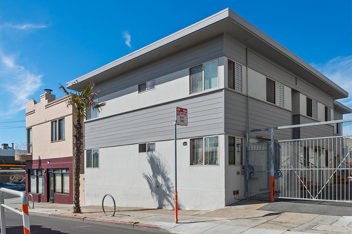 3544 Taraval St.